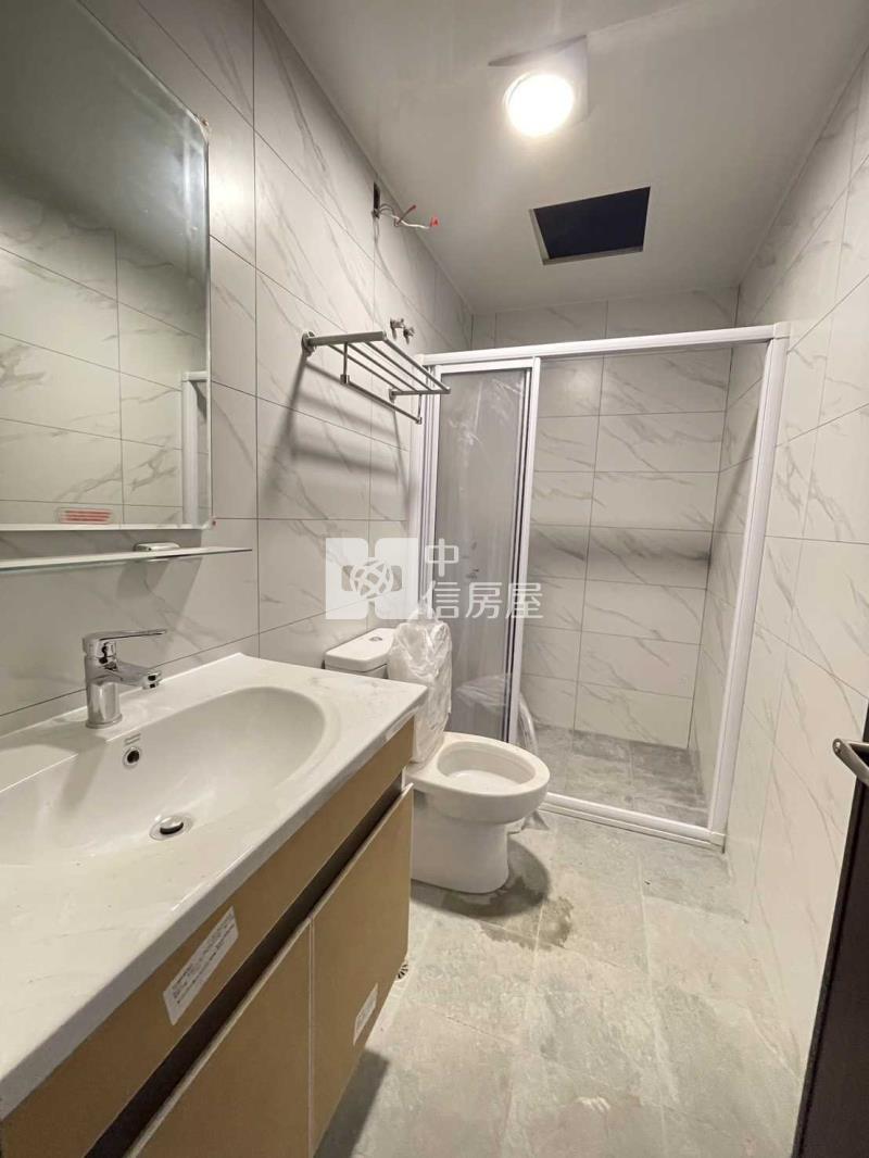 A20捷運站旁全新前院停車電梯別墅房屋室內格局與周邊環境