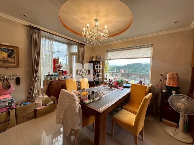 ▲翠峰景觀三車位大透天房屋室內格局與周邊環境