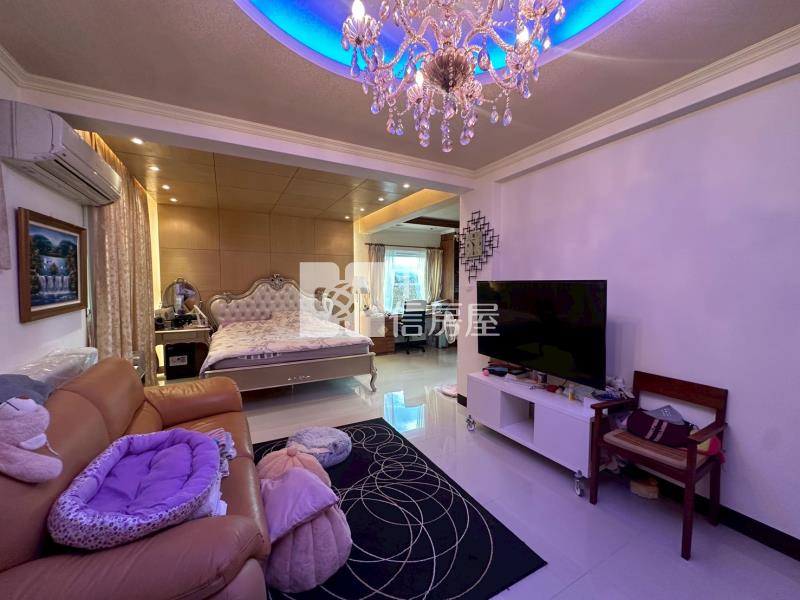 ▲翠峰景觀三車位大透天房屋室內格局與周邊環境