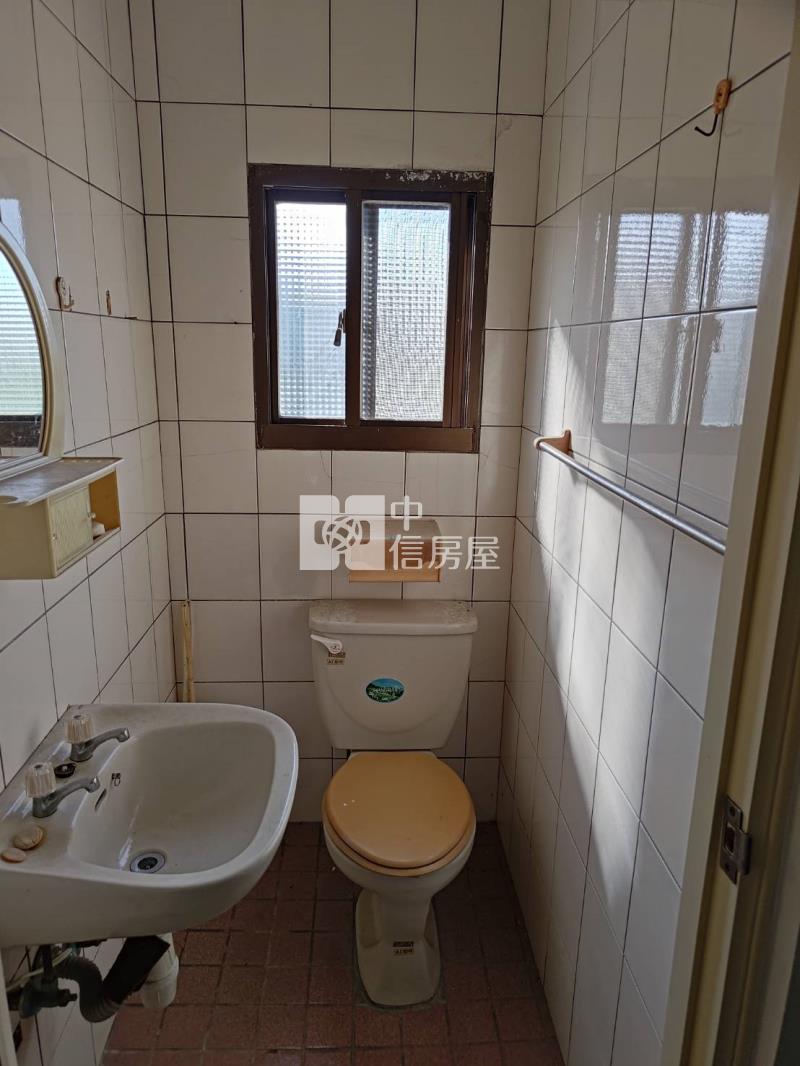 港明中學旁買大地坪送透天厝房屋室內格局與周邊環境