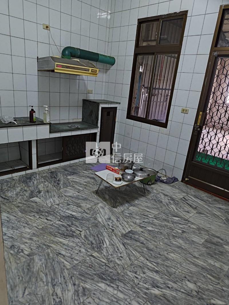 港明中學旁買大地坪送透天厝房屋室內格局與周邊環境