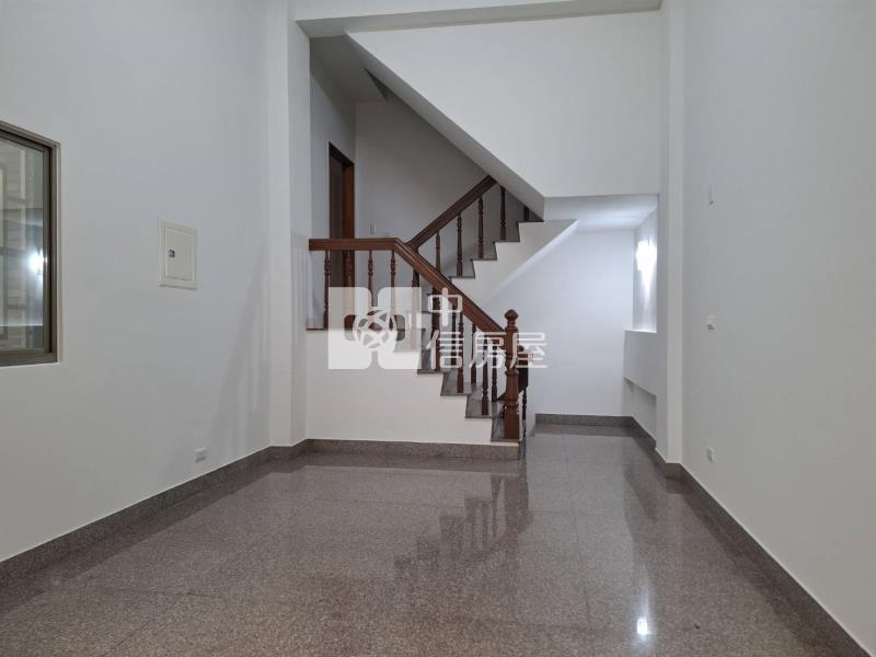 台邦建設優質優美車墅房屋室內格局與周邊環境