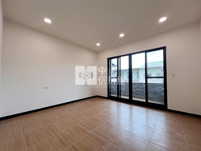 屏東房屋-國稅局美翻精工店住房屋室內格局與周邊環境