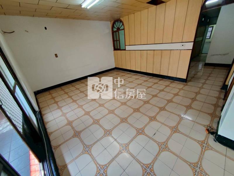 愛國街公寓四樓房屋室內格局與周邊環境