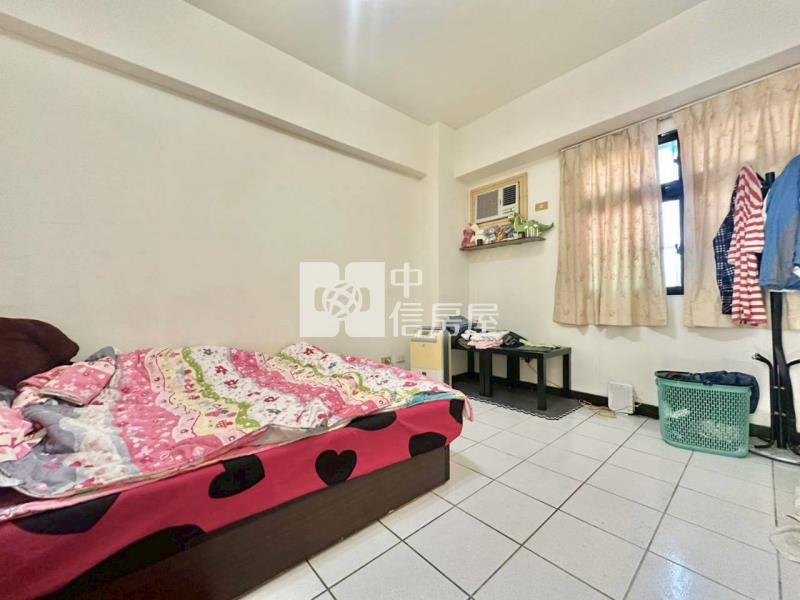 國安國宅朝南大三房房屋室內格局與周邊環境