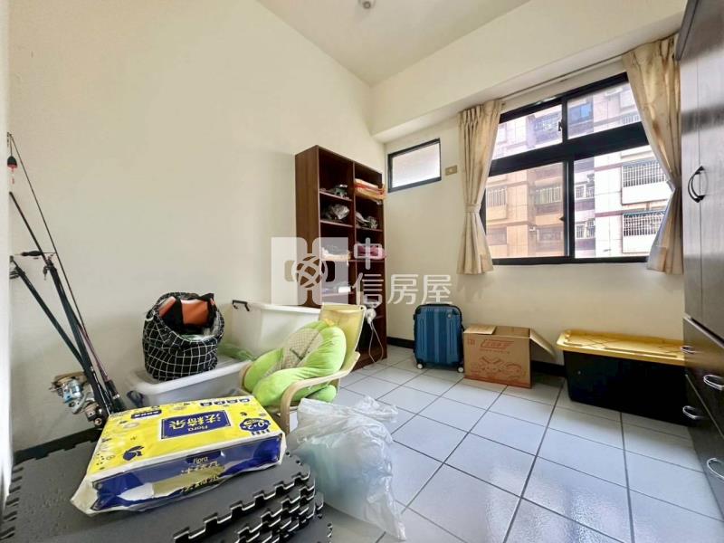 國安國宅朝南大三房房屋室內格局與周邊環境