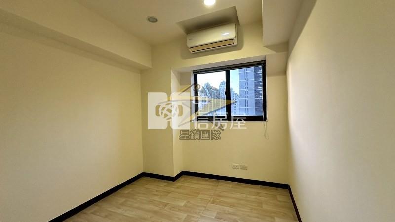 【星鑽】高鐵站前大3房車前後陽台房屋室內格局與周邊環境