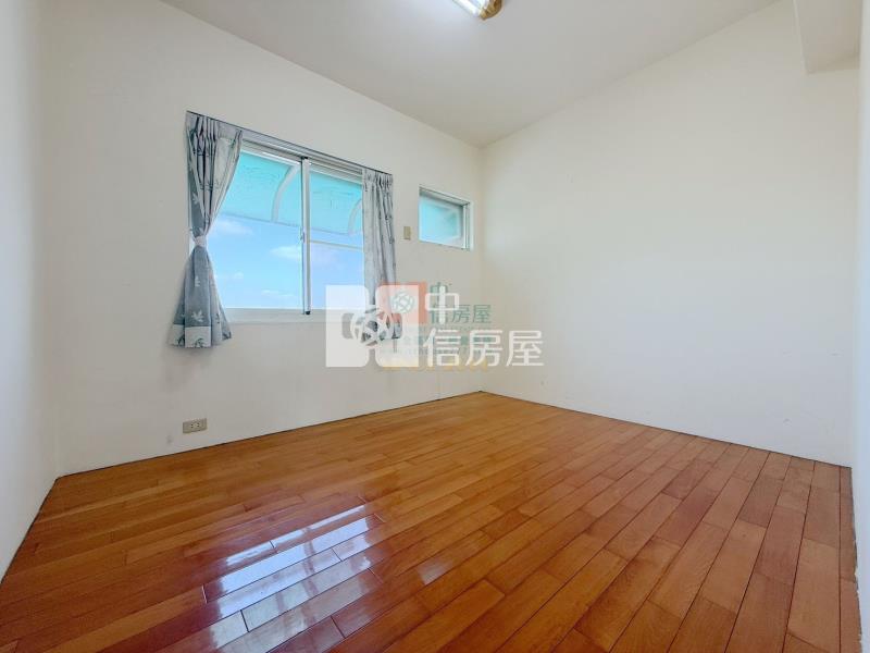 園區四房平車景觀戶房屋室內格局與周邊環境