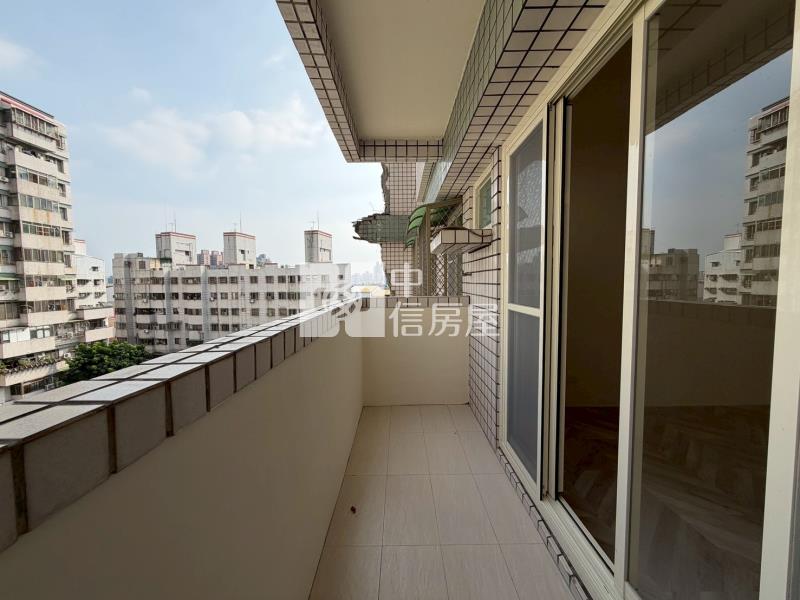 松竹商圈金色美邸全新整理大三房房屋室內格局與周邊環境