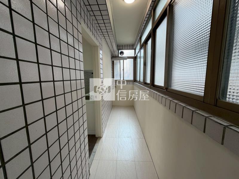 松竹商圈金色美邸全新整理大三房房屋室內格局與周邊環境