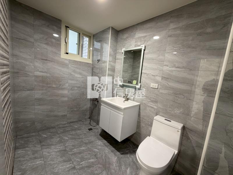 松竹商圈金色美邸全新整理大三房房屋室內格局與周邊環境