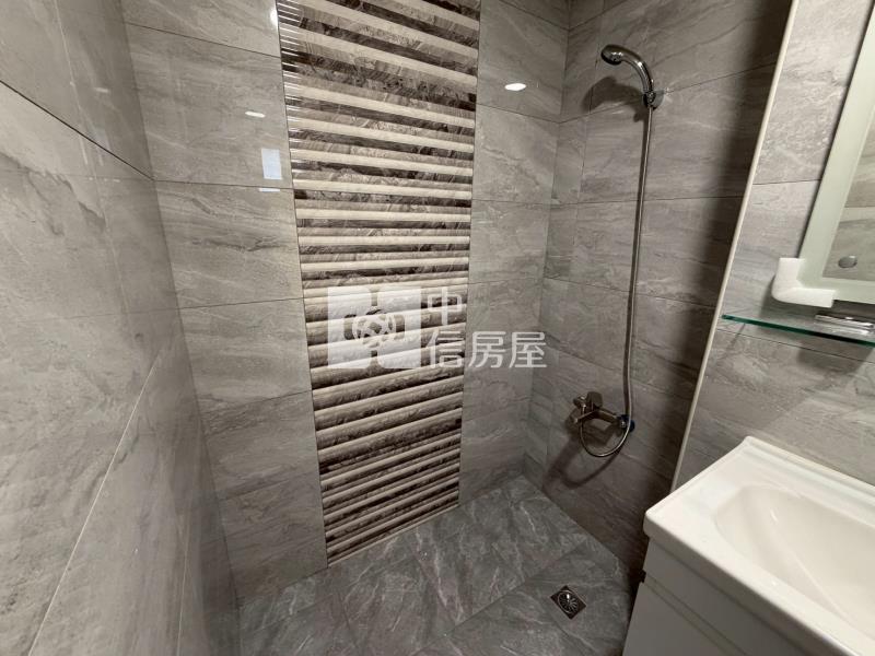 松竹商圈金色美邸全新整理大三房房屋室內格局與周邊環境