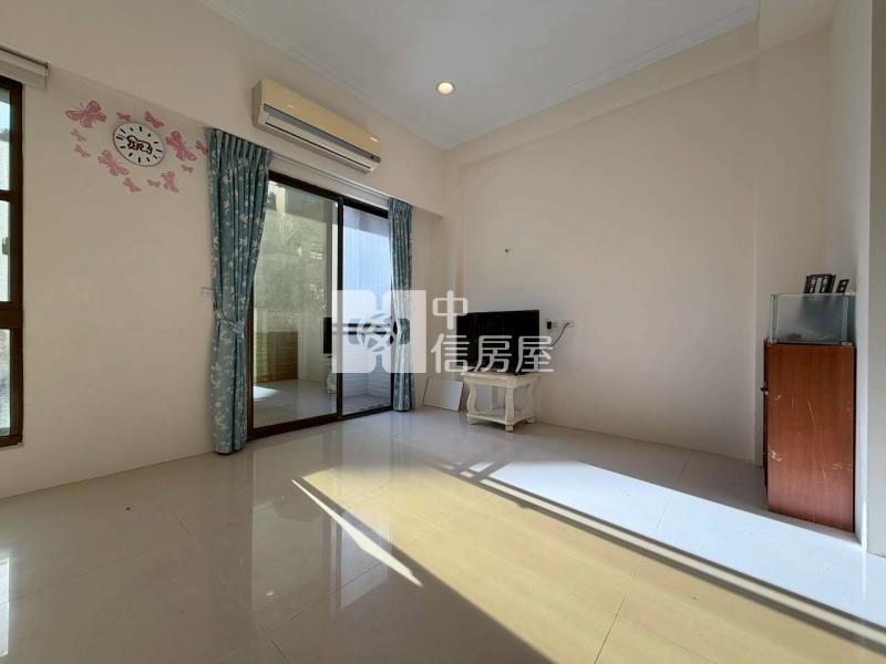 G-22優泉小鎮邊間美透天房屋室內格局與周邊環境