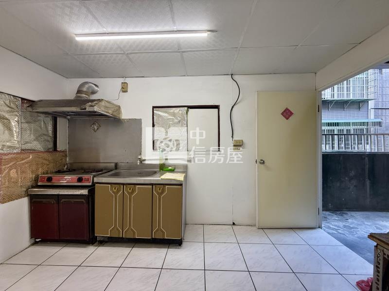 公益商圈｜SOGO｜草悟道｜稀有二樓美寓房屋室內格局與周邊環境