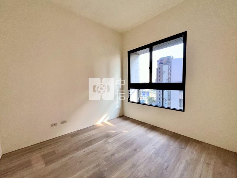 澄亦實築兩房兩衛平車房屋室內格局與周邊環境