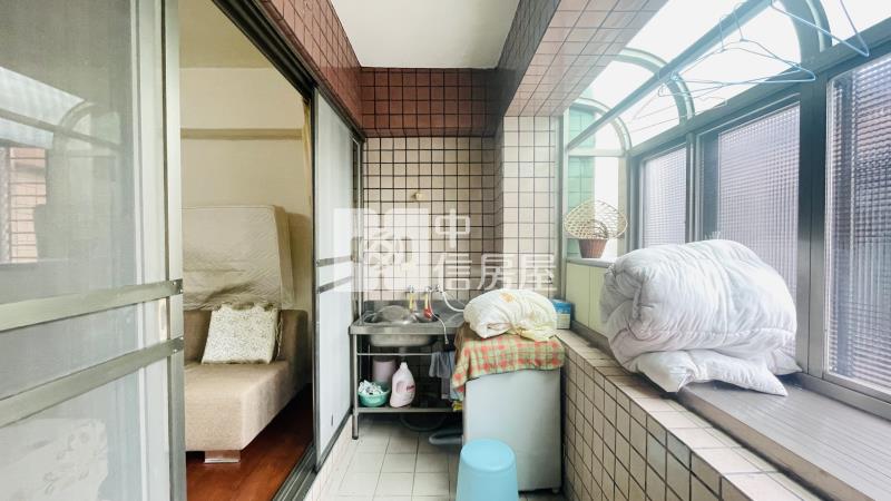 跑馬古道公園旁邊間雙採光湯屋房屋室內格局與周邊環境