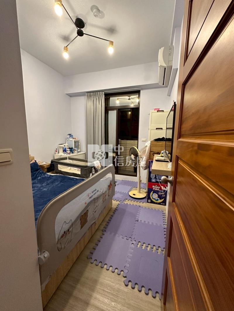 龍岡三年屋!!2+1房車房屋室內格局與周邊環境