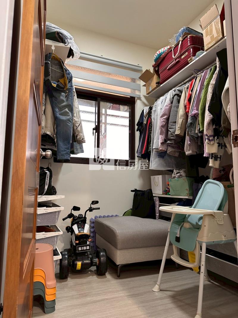 龍岡三年屋!!2+1房車房屋室內格局與周邊環境