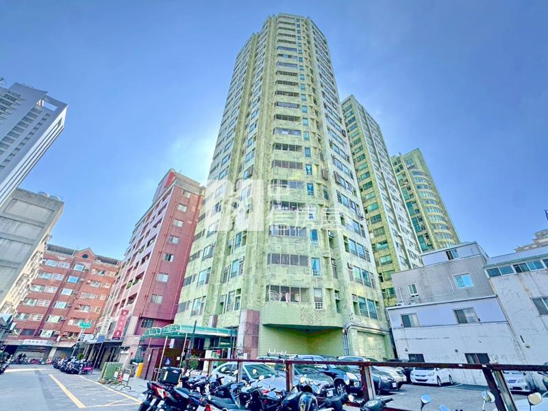 【陽光綠意】捷運南屯站 - 陽光綠意採光美三房房屋室內格局與周邊環境