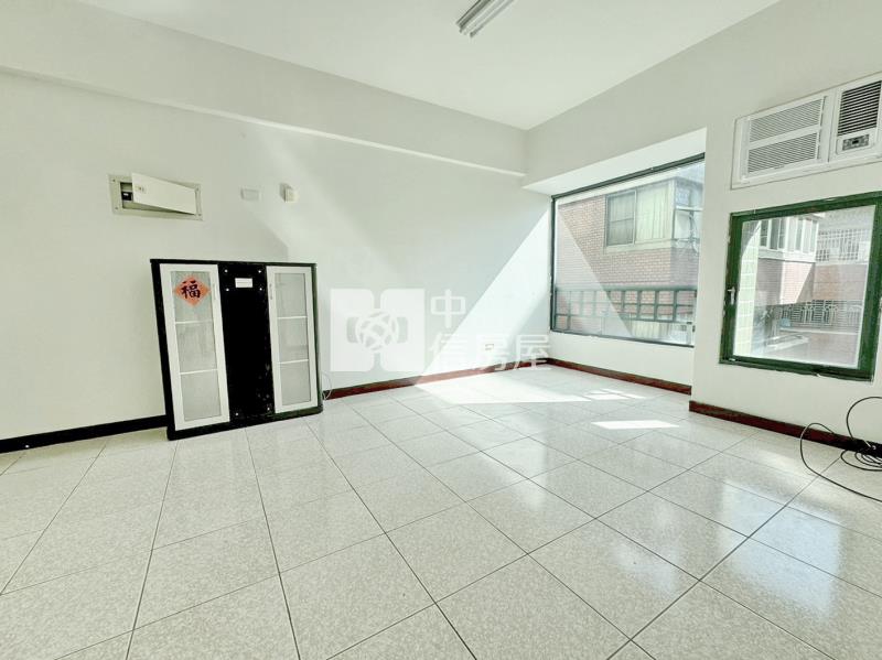 【陽光綠意】捷運南屯站 - 陽光綠意採光美三房房屋室內格局與周邊環境