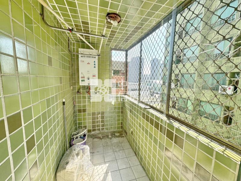 【陽光綠意】捷運南屯站 - 陽光綠意採光美三房房屋室內格局與周邊環境