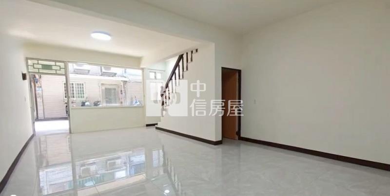 平鎮新光路整新美透天(中信卓越團隊)房屋室內格局與周邊環境