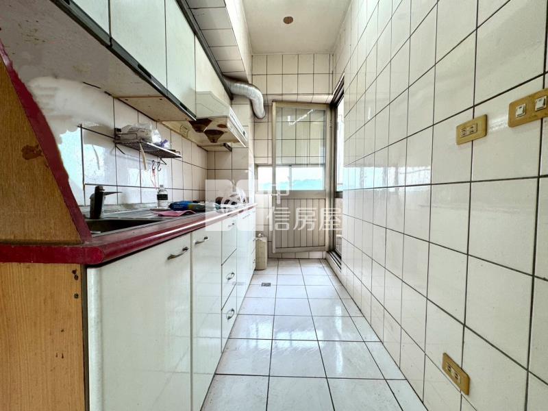 南投綠景三房平車華廈房屋室內格局與周邊環境