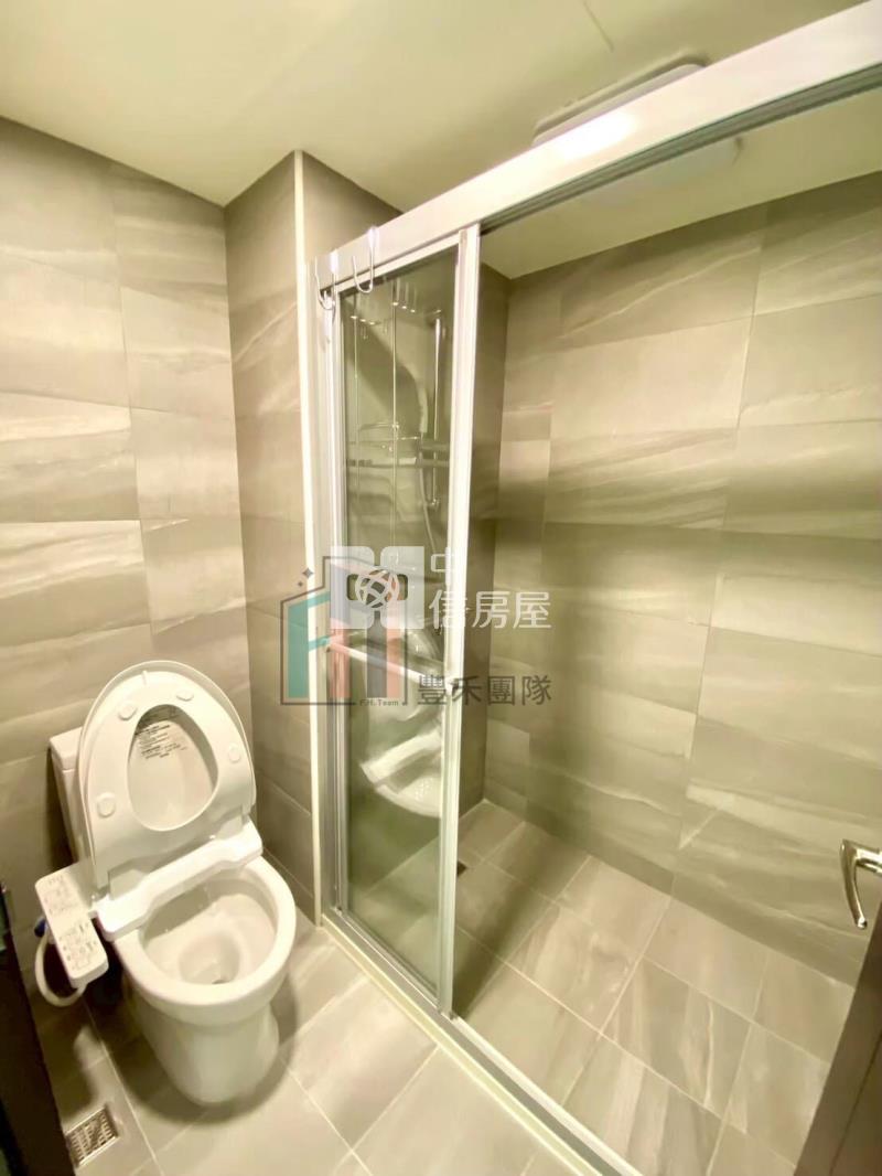 【豐禾】高鐵站前新潤A18精美1+1房+車位房屋室內格局與周邊環境