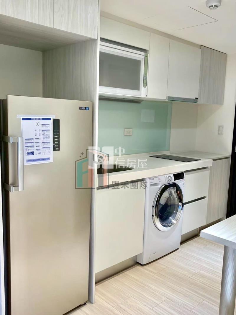 【豐禾】高鐵站前新潤A18精美1+1房+車位房屋室內格局與周邊環境