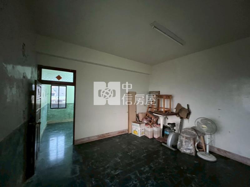 萬丹鬧區透天房屋室內格局與周邊環境