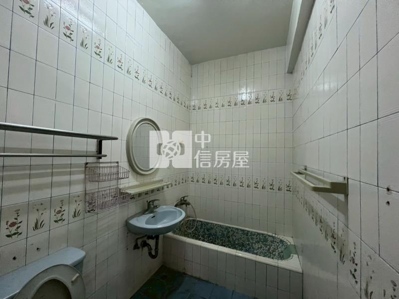 萬丹鬧區透天房屋室內格局與周邊環境