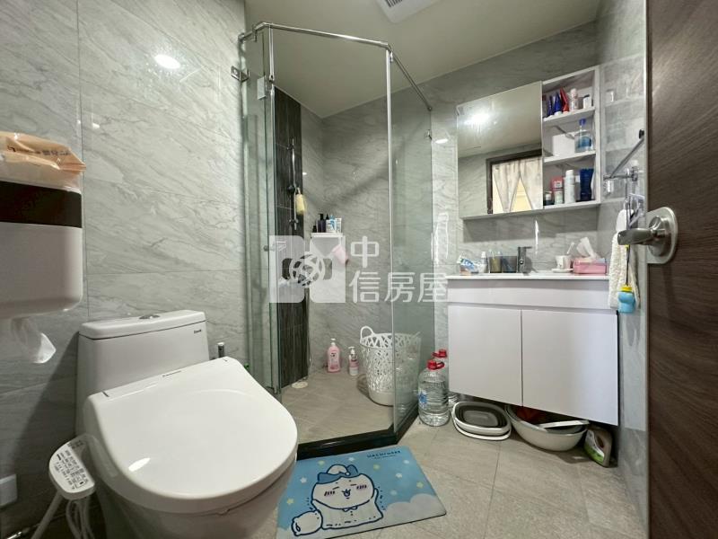 國圖館|境安樹語永久棟距兩房休旅車位房屋室內格局與周邊環境