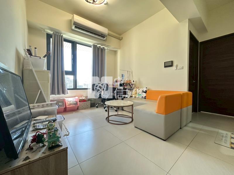 國圖館|境安樹語永久棟距兩房休旅車位房屋室內格局與周邊環境