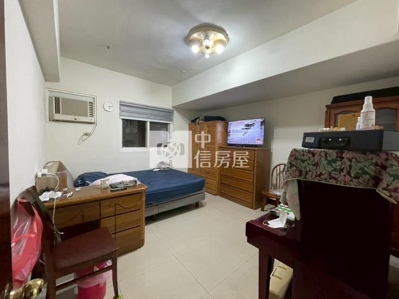 [首璽團隊]光明公園景觀5房雙車電梯宅房屋室內格局與周邊環境