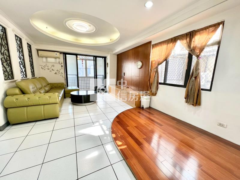 水湳經貿園區大三房平車視野戶房屋室內格局與周邊環境