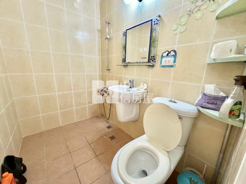 水湳經貿園區大三房平車視野戶房屋室內格局與周邊環境