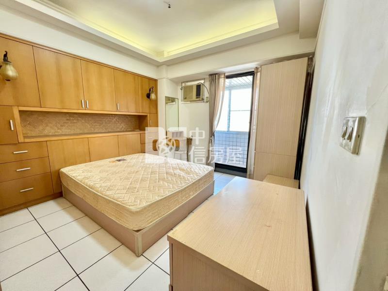 水湳經貿園區大三房平車視野戶房屋室內格局與周邊環境