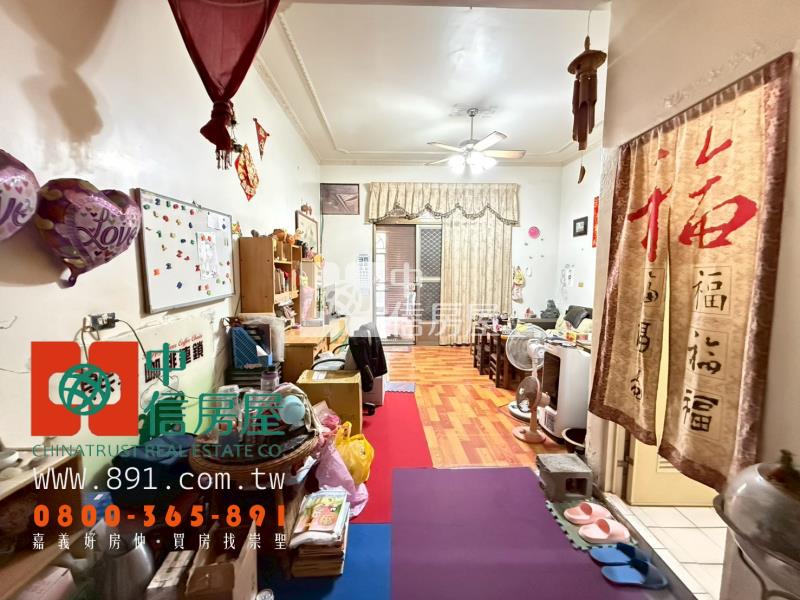 和興國小車庫別墅房屋室內格局與周邊環境