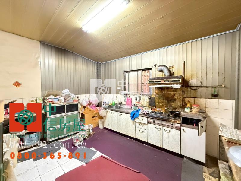 和興國小車庫別墅房屋室內格局與周邊環境