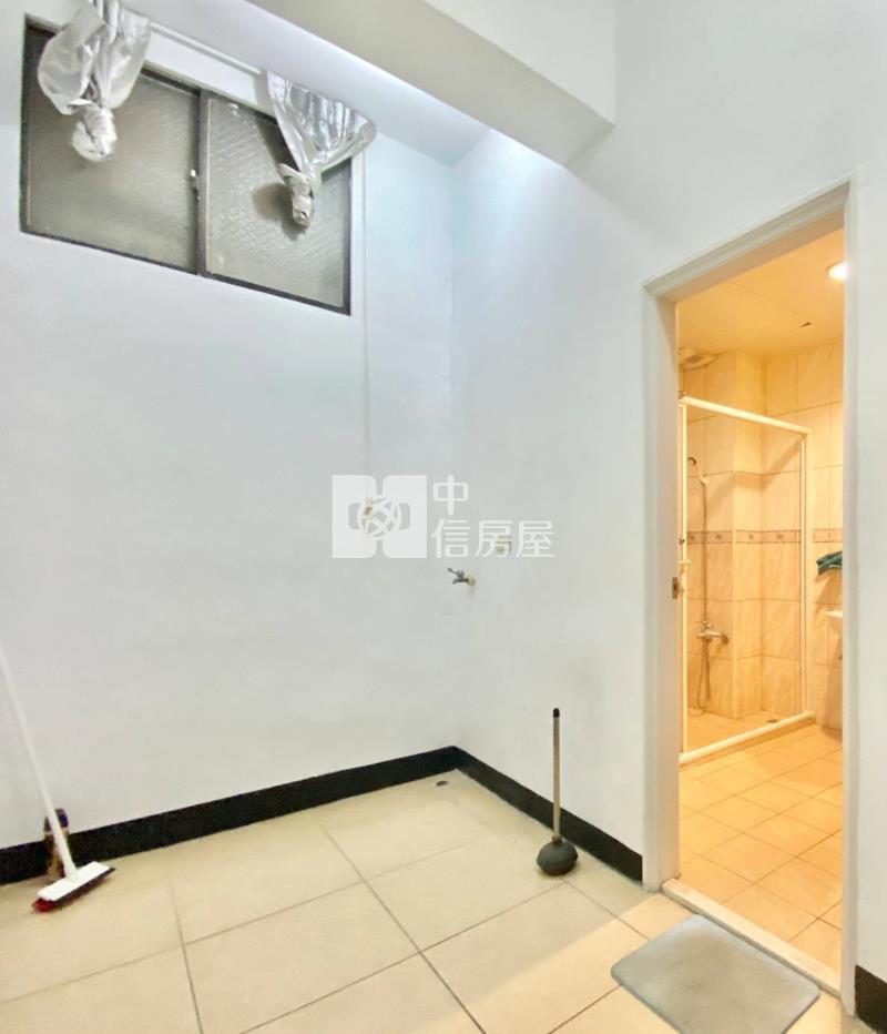 科博館10米路透店房屋室內格局與周邊環境