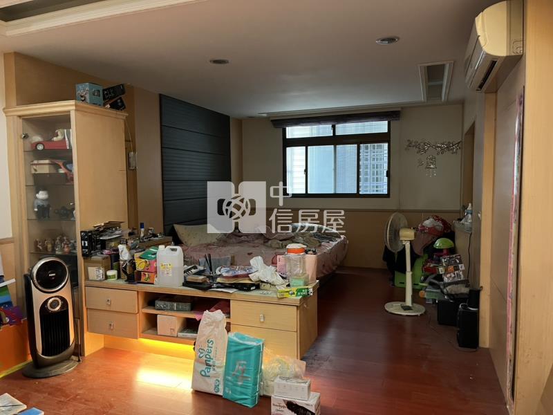 五權站旁臨10米路正4樓透天房屋室內格局與周邊環境