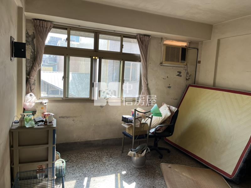 五權站旁臨10米路正4樓透天房屋室內格局與周邊環境