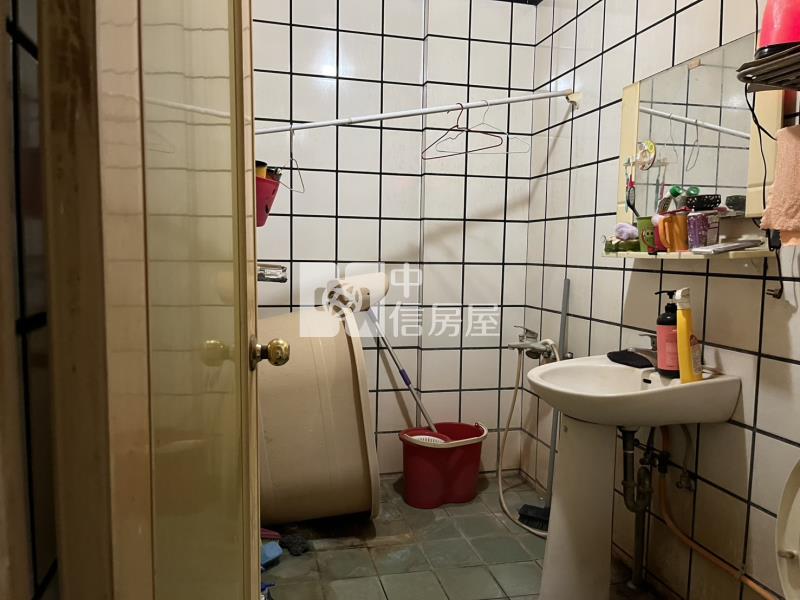 五權站旁臨10米路正4樓透天房屋室內格局與周邊環境