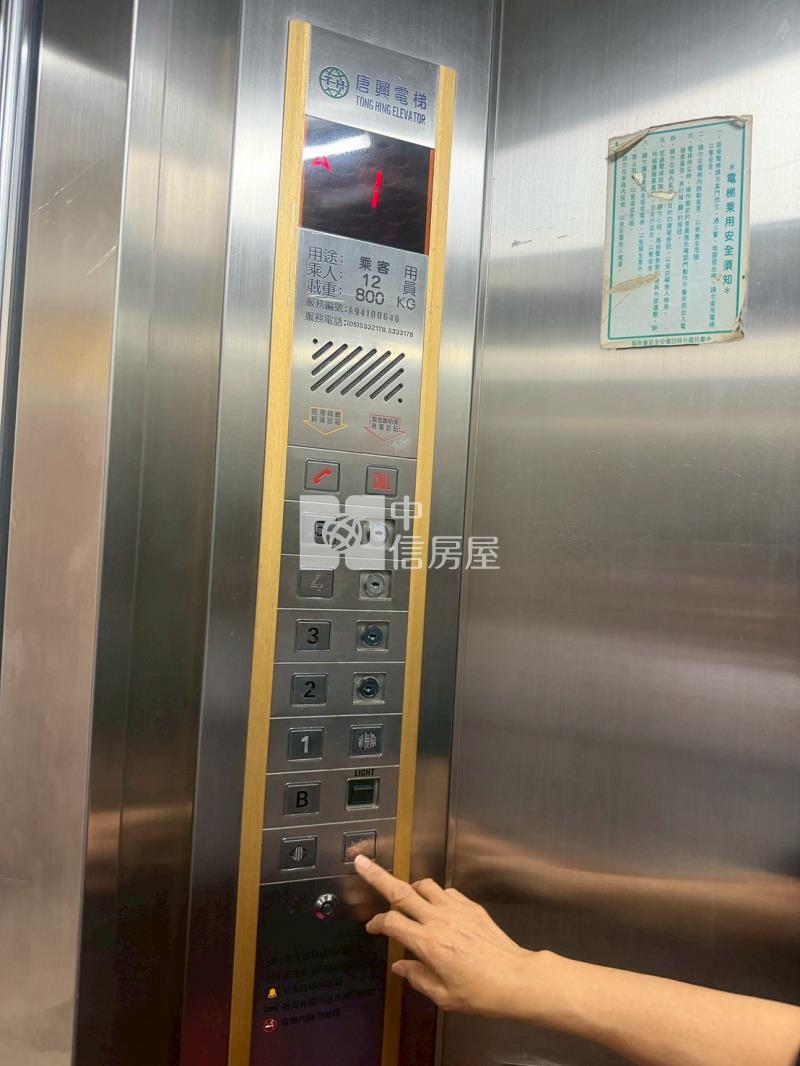 斗六後站黃金三角窗華廈1房屋室內格局與周邊環境