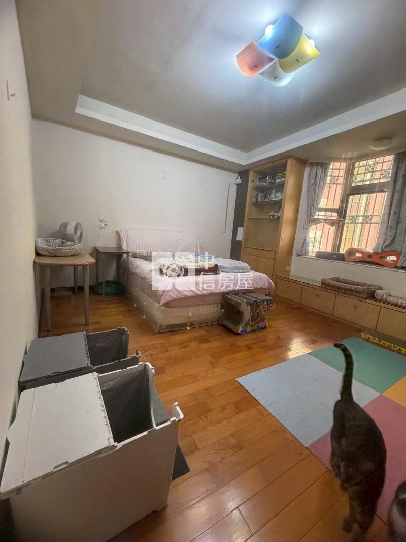 斗六後站黃金三角窗華廈2房屋室內格局與周邊環境