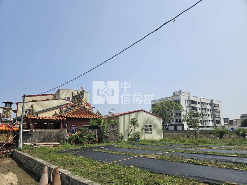 (專)高雄美濃國小旁商業區建地房屋室內格局與周邊環境