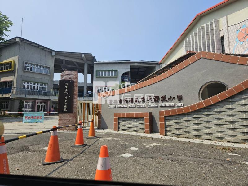 (專)高雄美濃國小旁商業區建地房屋室內格局與周邊環境