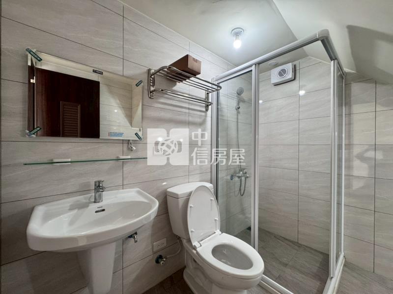 近虎尾高鐵全新臨路雙車孝親美墅房屋室內格局與周邊環境