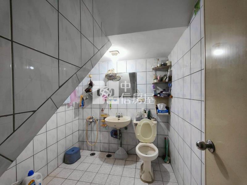 582世紀家園透天厝房屋室內格局與周邊環境