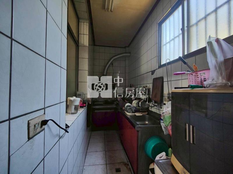 582世紀家園透天厝房屋室內格局與周邊環境